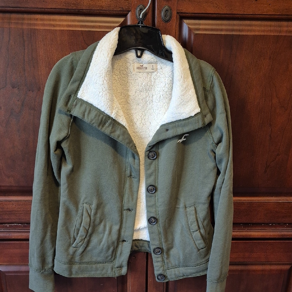 Hollister Olive And Cream Sherpa Jacket